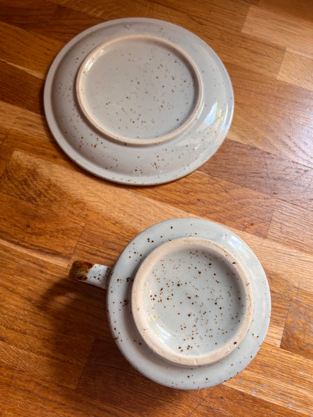 Service à petit-déjeuner vintage en grès