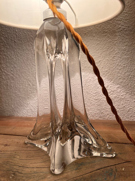 Lampe de table ancienne au pied en cristal
