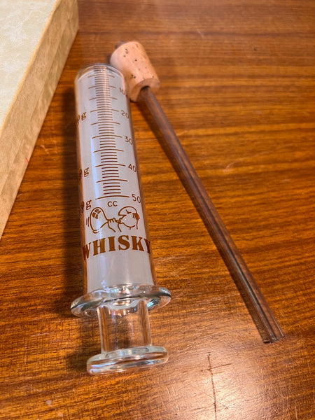 Seringue / doseur vintage à whisky en verre