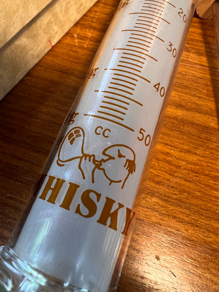 Seringue / doseur vintage à whisky en verre