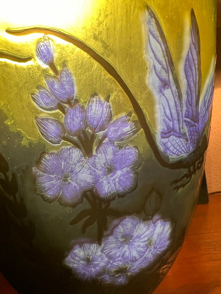 Le Sélectionneur - Brocante - Grand vase vintage en verre soufflé à la bouche et gravé à l'acide Gallé Tip 31cm