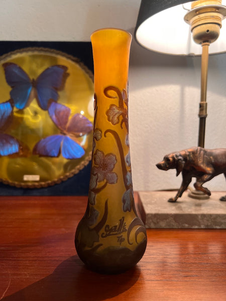 Petit vase vintage en verre soufflé à la bouche et gravé à l'acide Gallé Tip 20cm