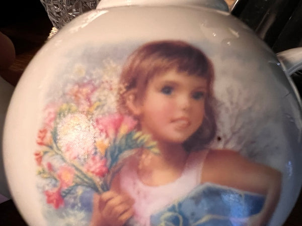 Petite théière vintage Martine en porcelaine - Editions Casterman - Années 80