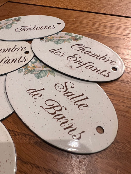 5 plaques de porte vintages en métal émaillé
