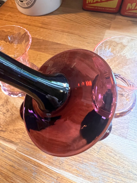 3 verres à digestif à pied vintages en verre soufflé rose et violet