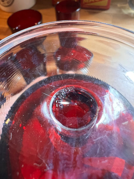 14 petits verres vintages rouges rubis Luminarc série Suède - Années 70